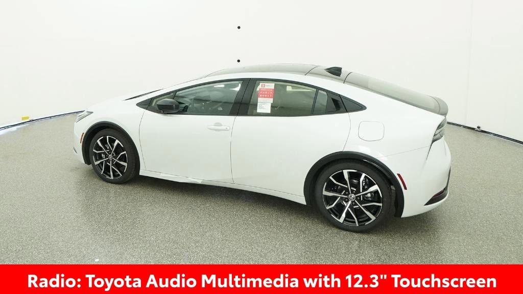 New 2026 Toyota Prius Plug-In Hybrid FWD image 5