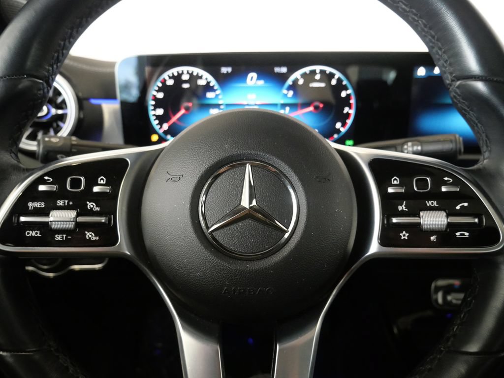 Used 2023 Mercedes-Benz CLA 250 4MATIC image 18