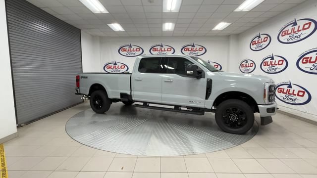 New 2026 Ford F350 XLT w/ XLT Premium Package AWD/4WD image 4