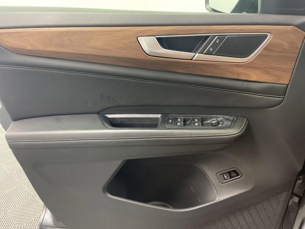 Used 2024 Volkswagen Atlas SE FWD image 30