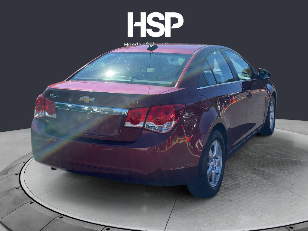 Used 2015 Chevrolet Cruze LT w/ Technology Package FWD image 5