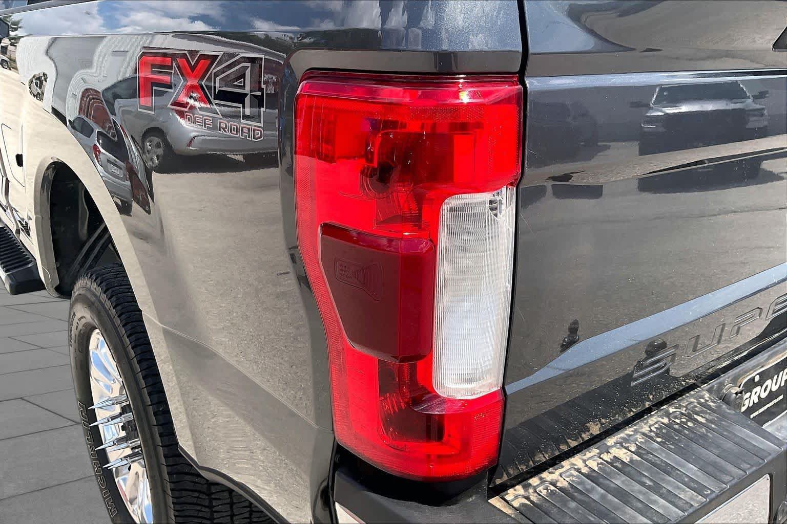 Used 2019 Ford F250 Lariat w/ Lariat Value Package AWD/4WD image 27