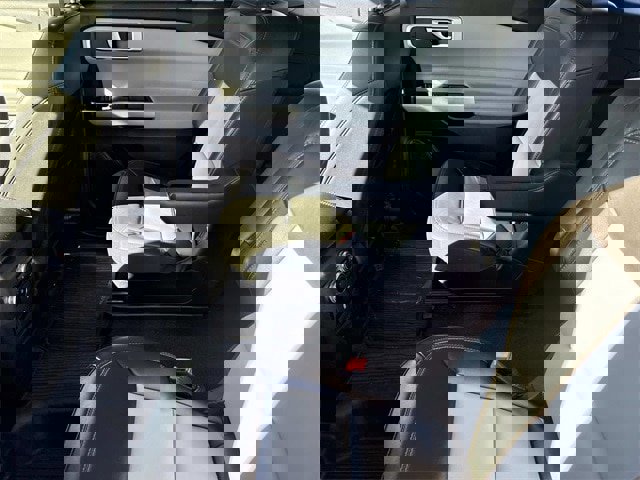 Certified 2023 Ford Explorer XLT w/ Equipment Group 202A image 19