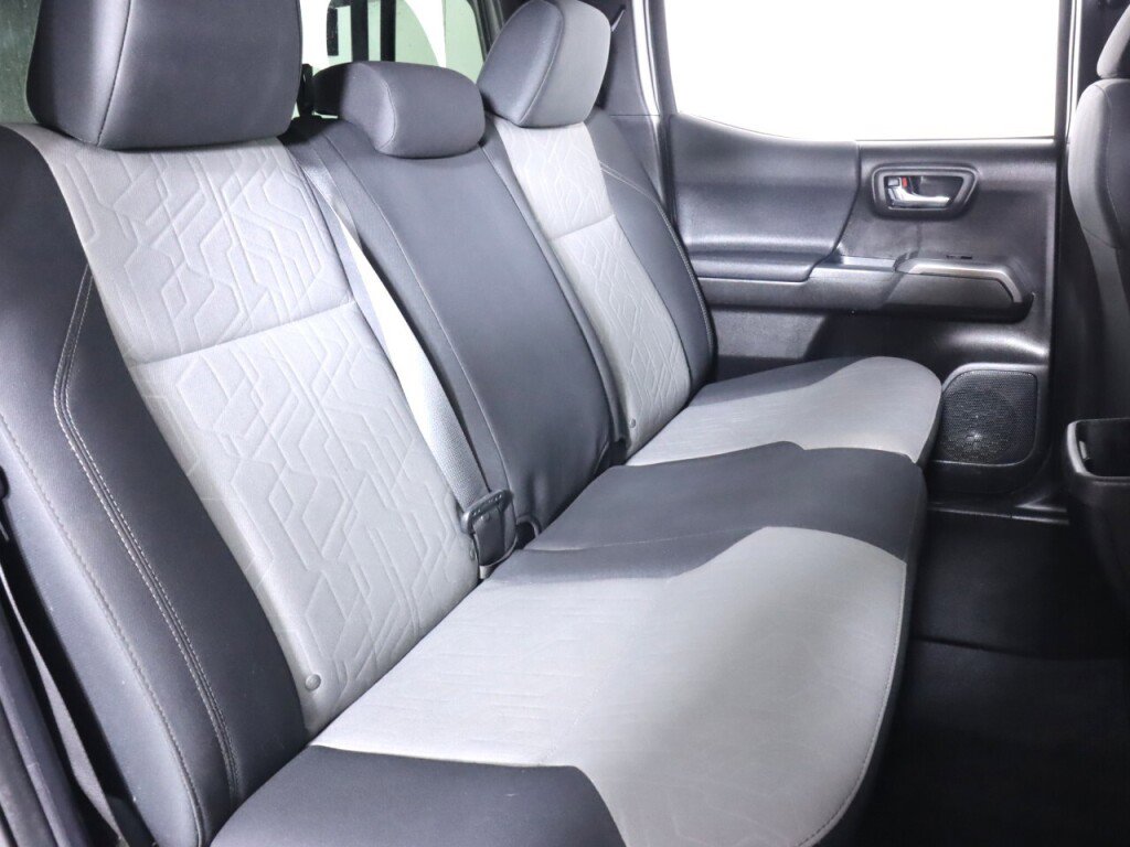 Used 2021 Toyota Tacoma TRD Off-Road image 35