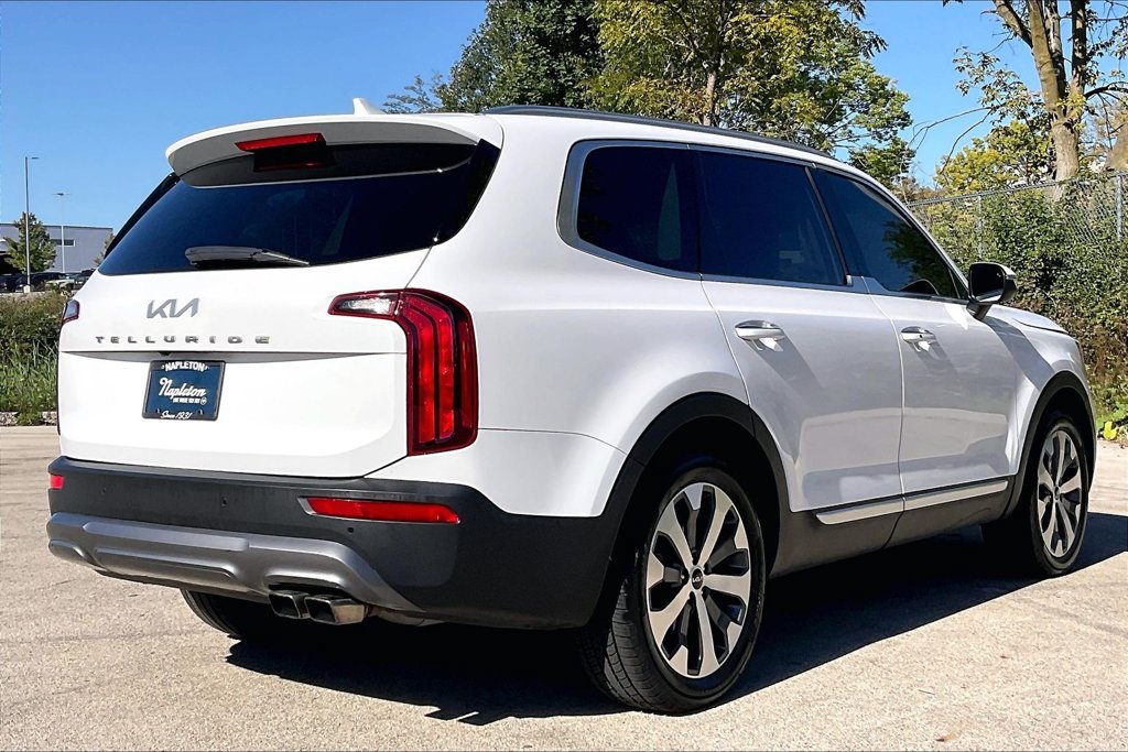Used 2022 Kia Telluride S FWD image 13