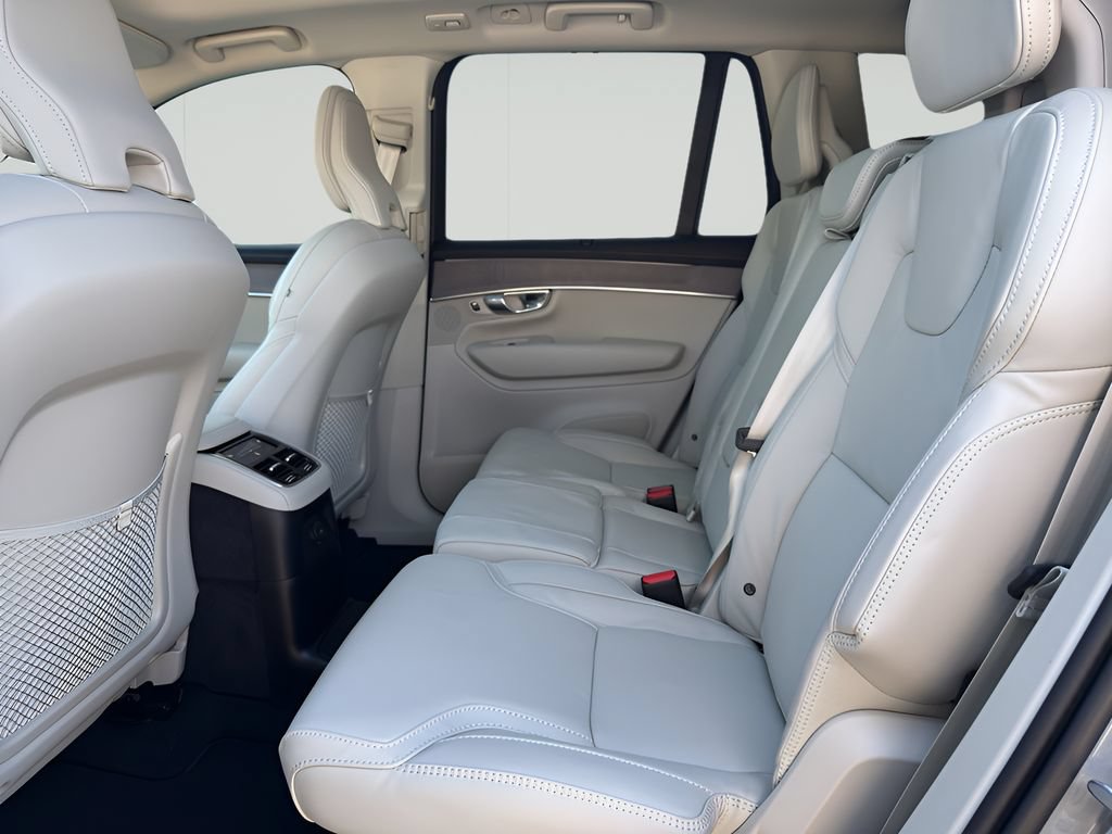 New 2026 Volvo XC90 T8 Ultra w/ Protection Package Premier AWD/4WD image 28