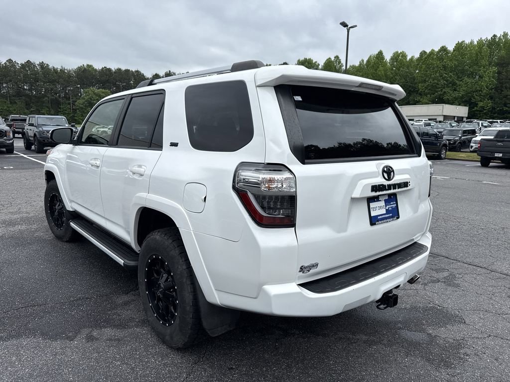 Used 2022 Toyota 4Runner SR5 Premium AWD/4WD image 5