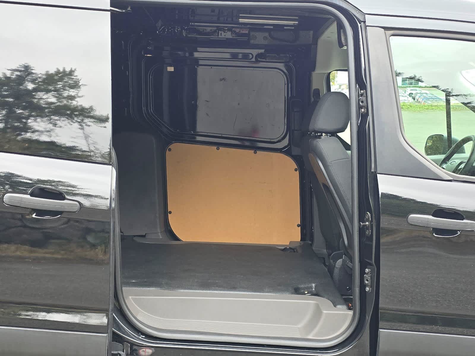 Used 2020 Ford Transit Connect XL FWD image 28