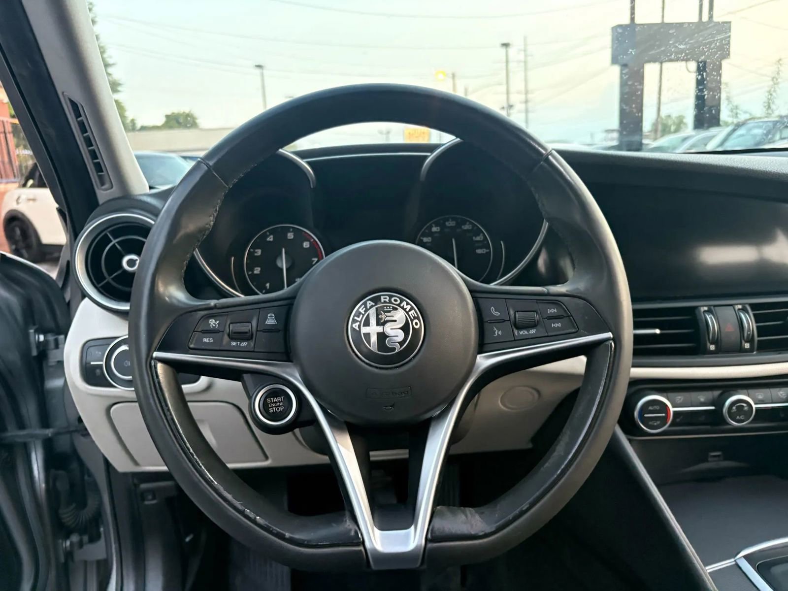 Used 2018 Alfa Romeo Giulia Ti AWD/4WD image 22