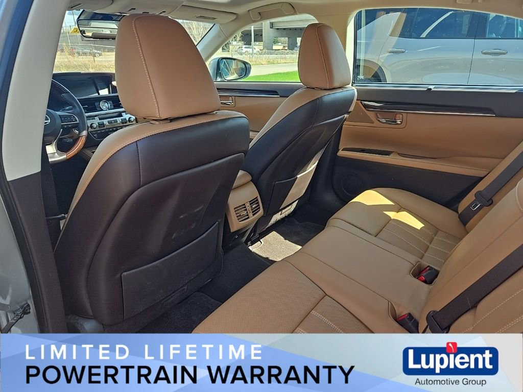Used 2016 Lexus ES 350 w/ Ultra Luxury Package image 13