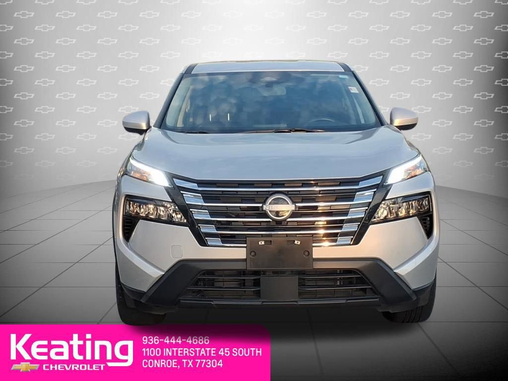 Used 2024 Nissan Rogue SV image 10