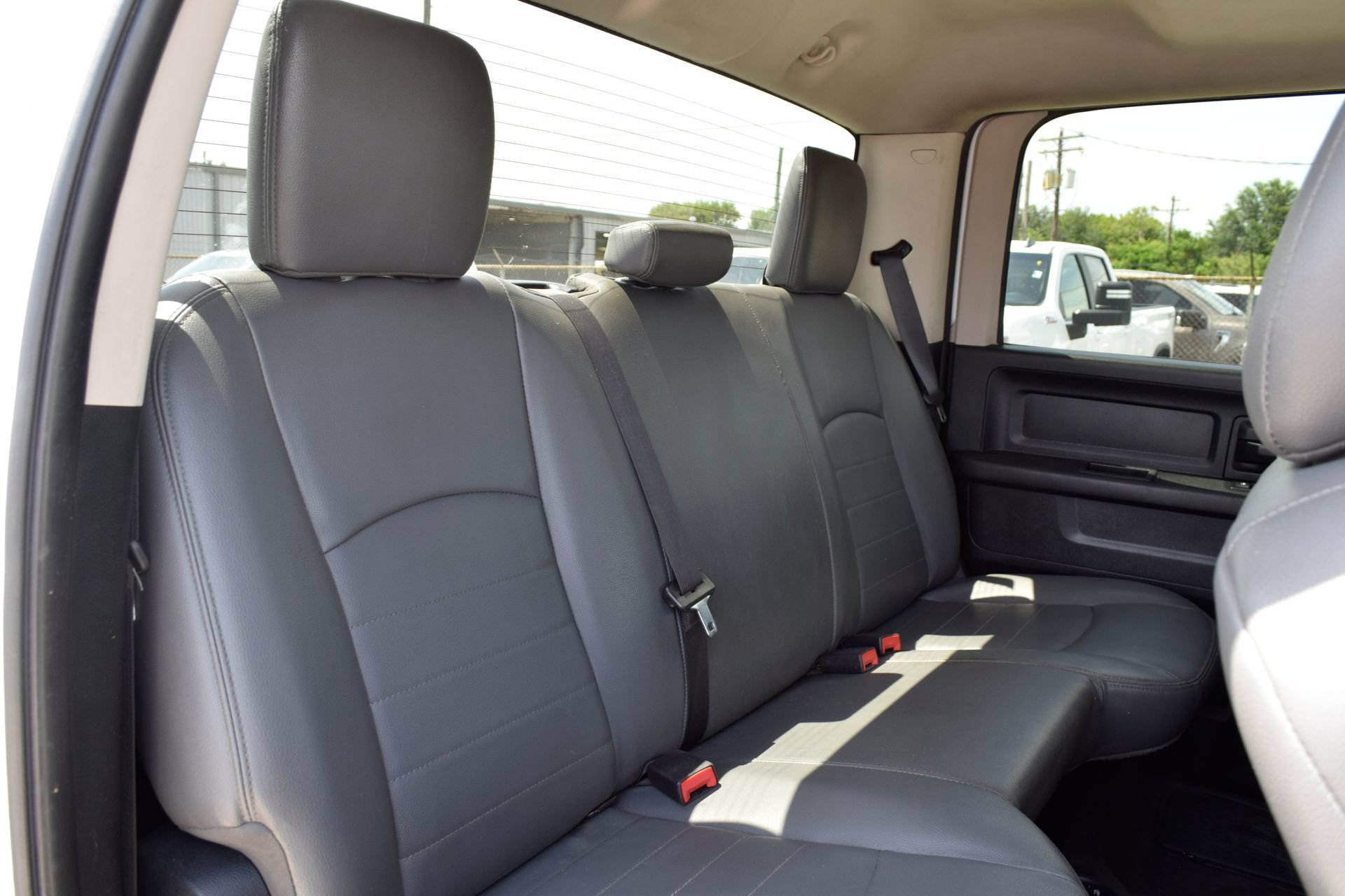 Used 2017 RAM 3500 Tradesman RWD image 20