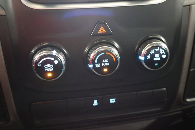 Used 2013 RAM 1500 Express RWD image 17