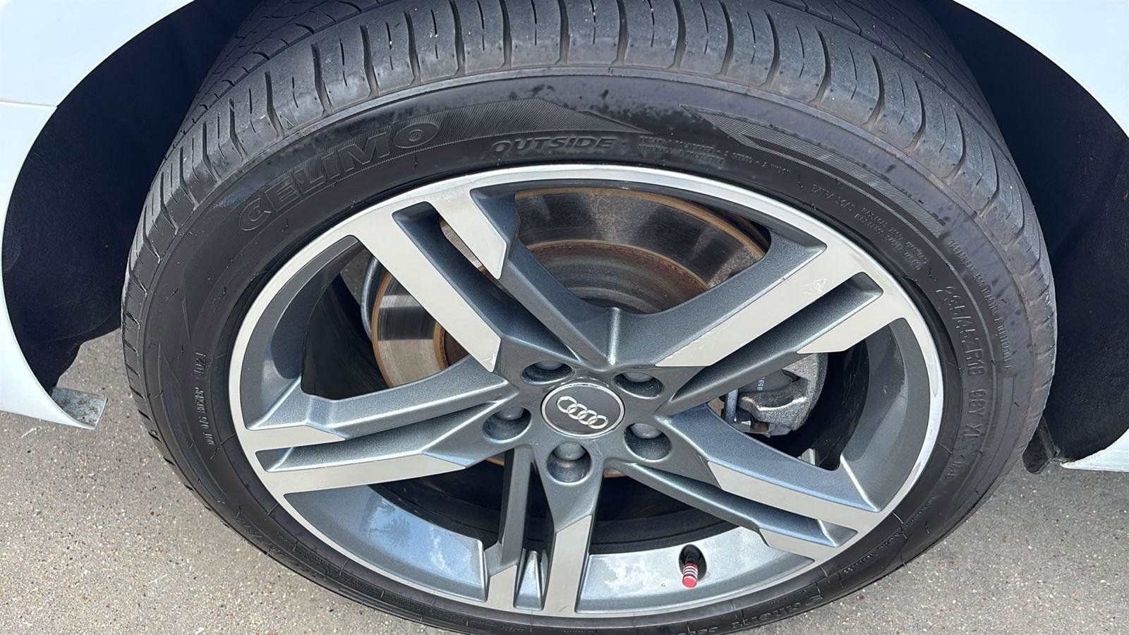 Used 2018 Audi A4 2.0T Premium Plus w/ Premium Plus Package AWD/4WD image 11