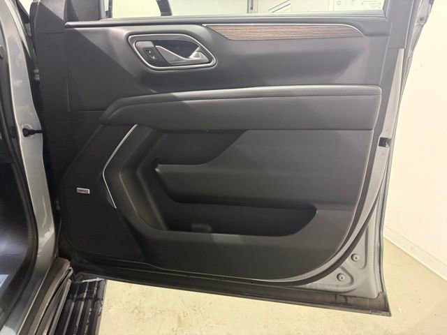Used 2024 Chevrolet Tahoe High Country w/ Premium Package image 30