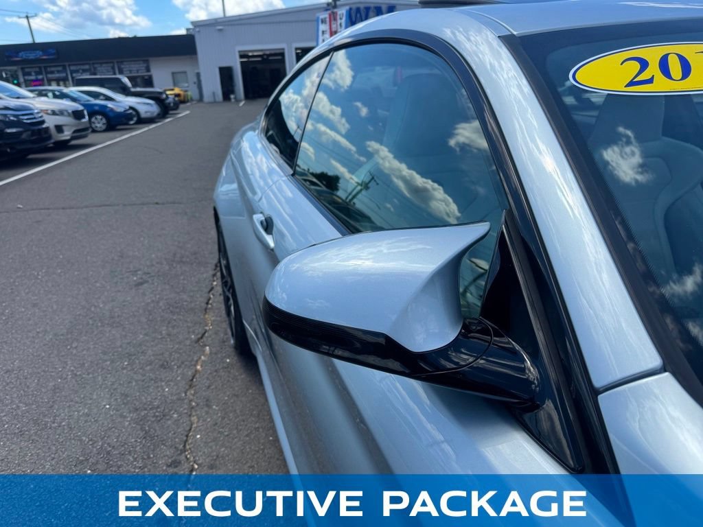 Used 2018 BMW M4 Coupe RWD image 11