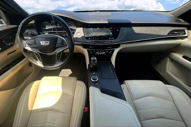 Used 2019 Cadillac CT6 Luxury w/ Driver Awareness Package image 7