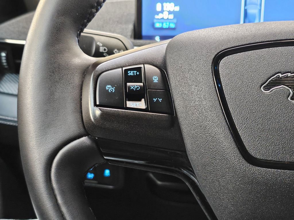 Used 2021 Ford Mustang Mach-E Premium image 31