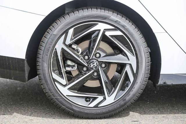 New 2026 Hyundai Sonata SEL FWD image 13