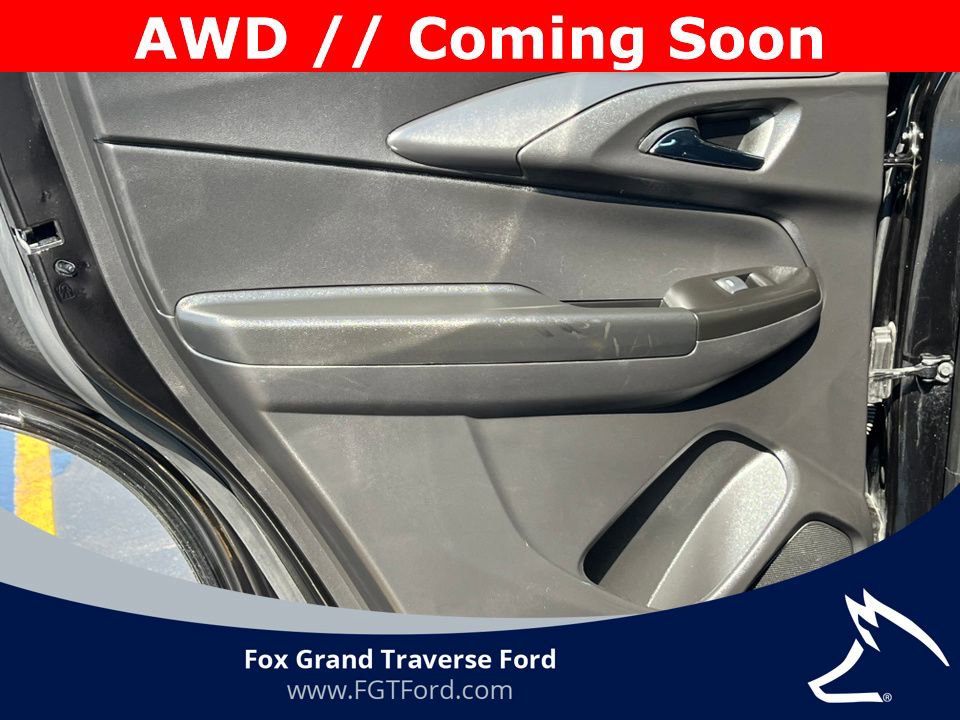 Used 2025 Chevrolet TrailBlazer LT AWD/4WD image 28