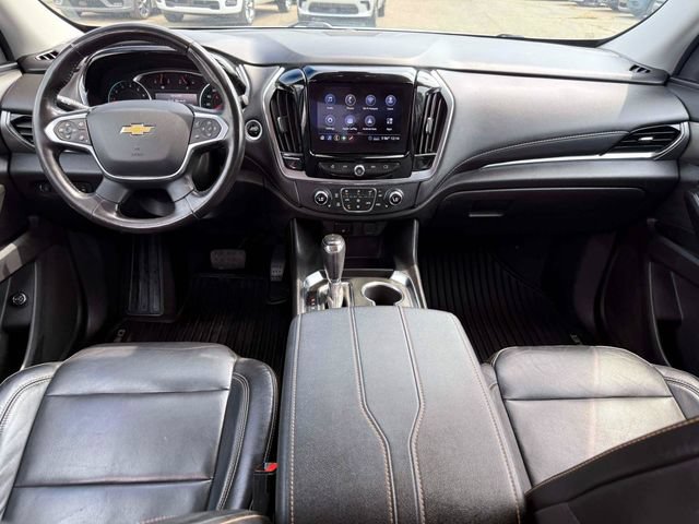 Used 2020 Chevrolet Traverse LT w/ LPO, Blackout Package AWD/4WD image 17