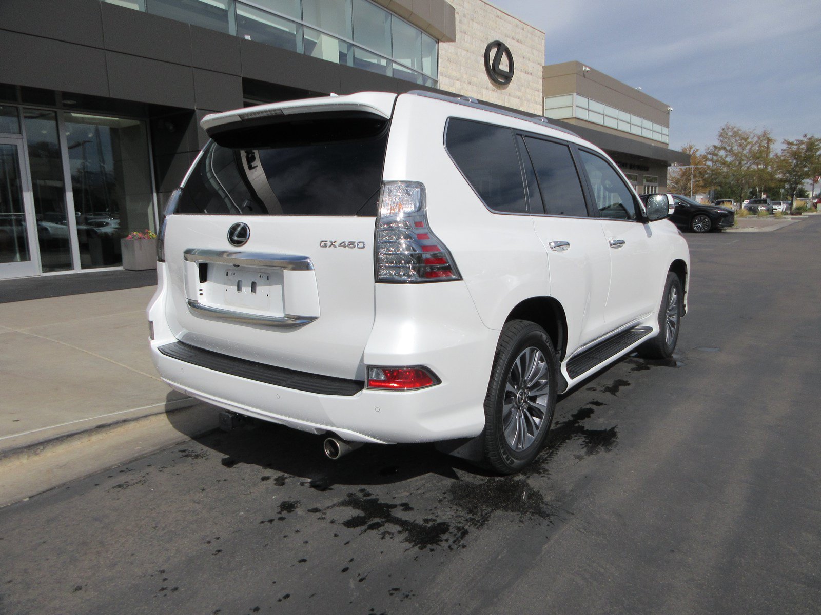 Used 2022 Lexus GX 460 Luxury w/ Off Road Package AWD/4WD image 9