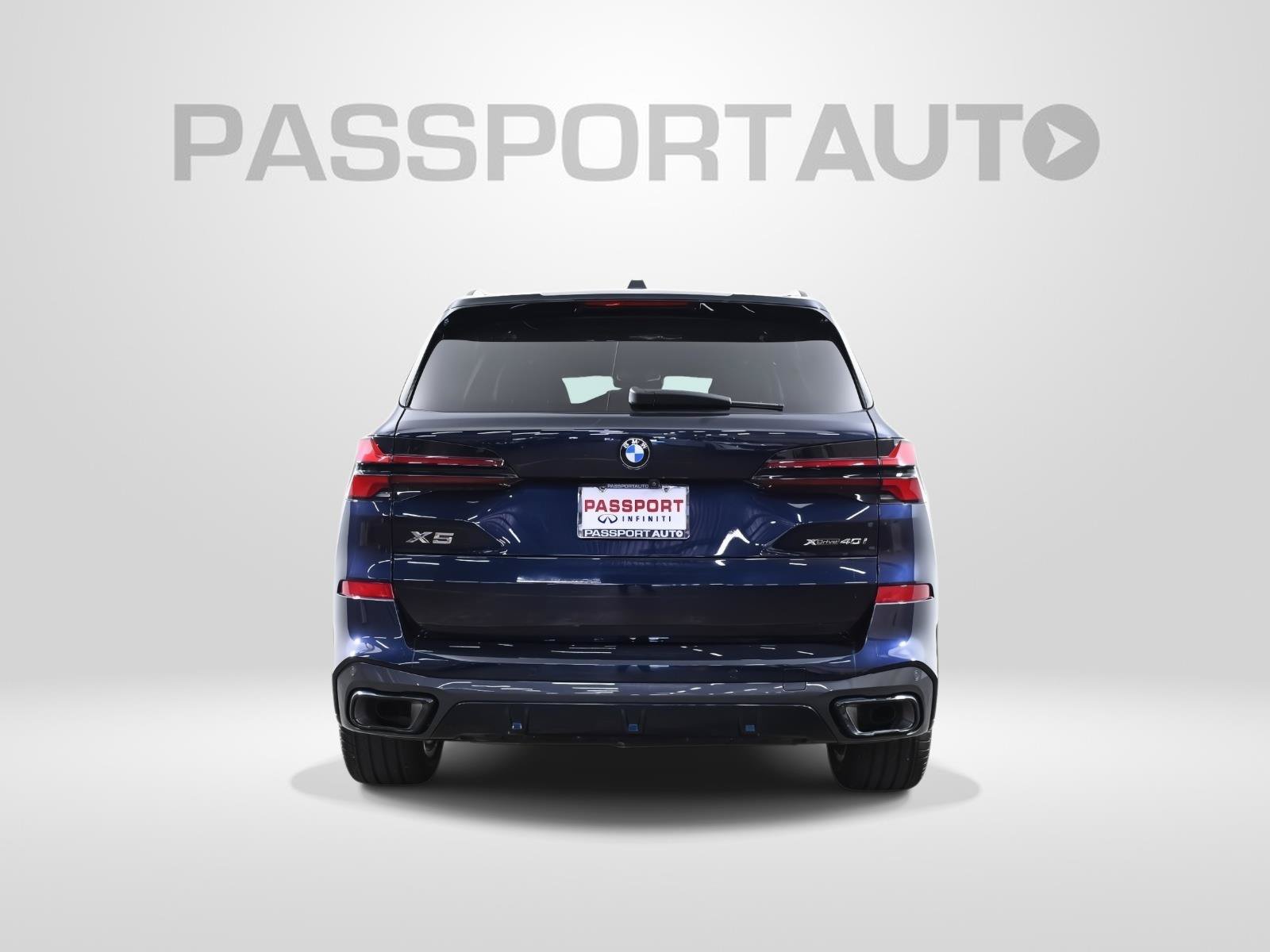 Used 2024 BMW X5 xDrive40i w/ M Sport Package AWD/4WD image 5