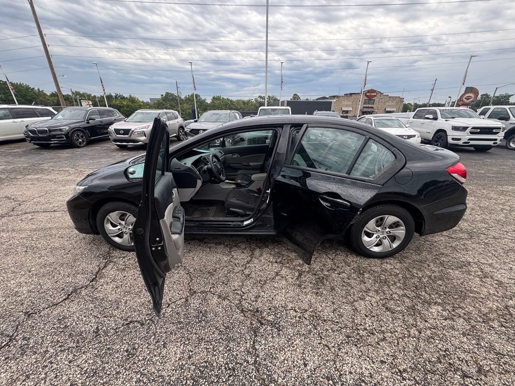 Used 2015 Honda Civic LX image 4