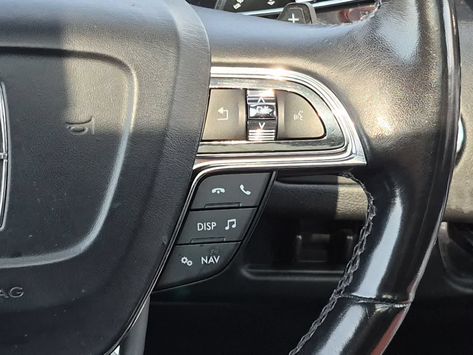Used 2018 Lincoln Navigator Reserve AWD/4WD image 26