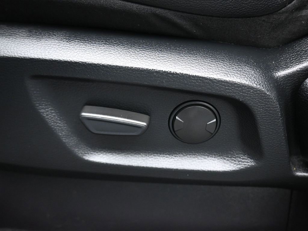 Used 2021 Ford Ranger Lariat w/ Equipment Group 501A High image 12