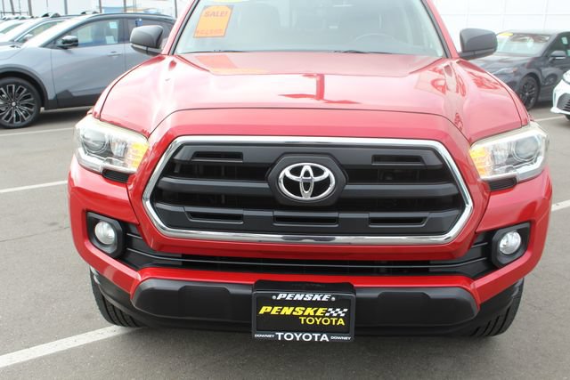 Used 2016 Toyota Tacoma SR5 w/ SR5 Appearance Package (SN) RWD image 4