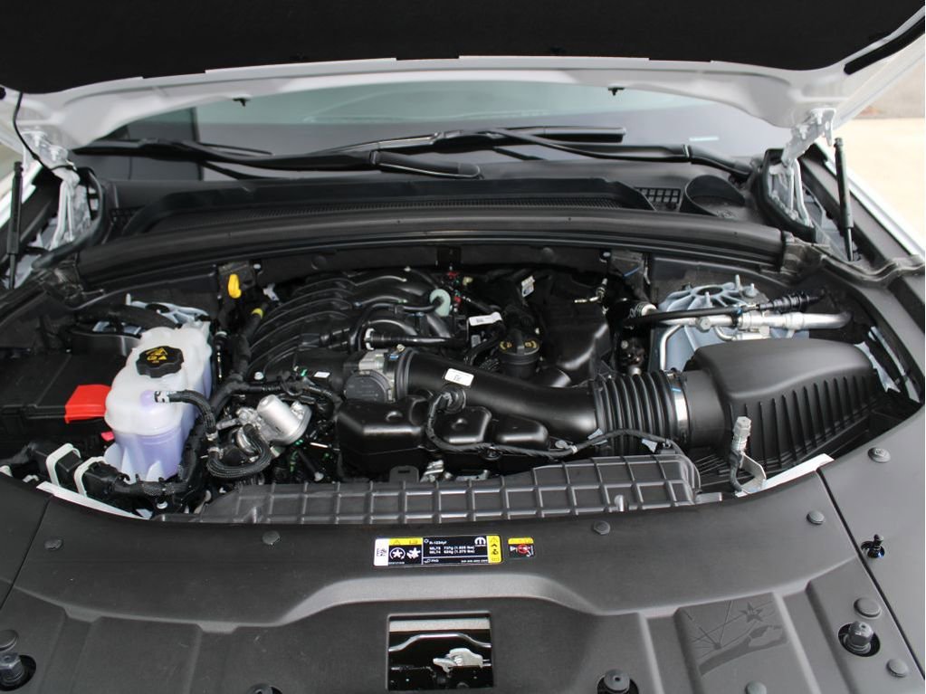 New 2025 Jeep Grand Cherokee Limited w/ Luxury Tech Group II image 37