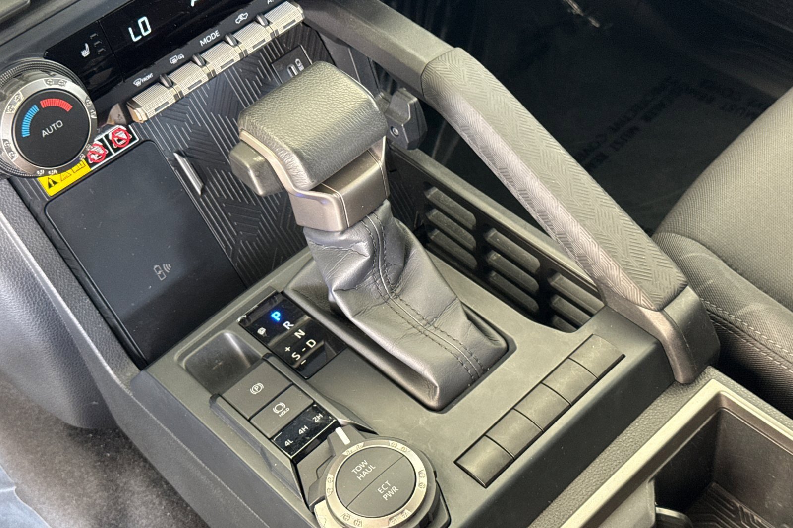 Certified 2024 Toyota Tacoma SR5 image 19