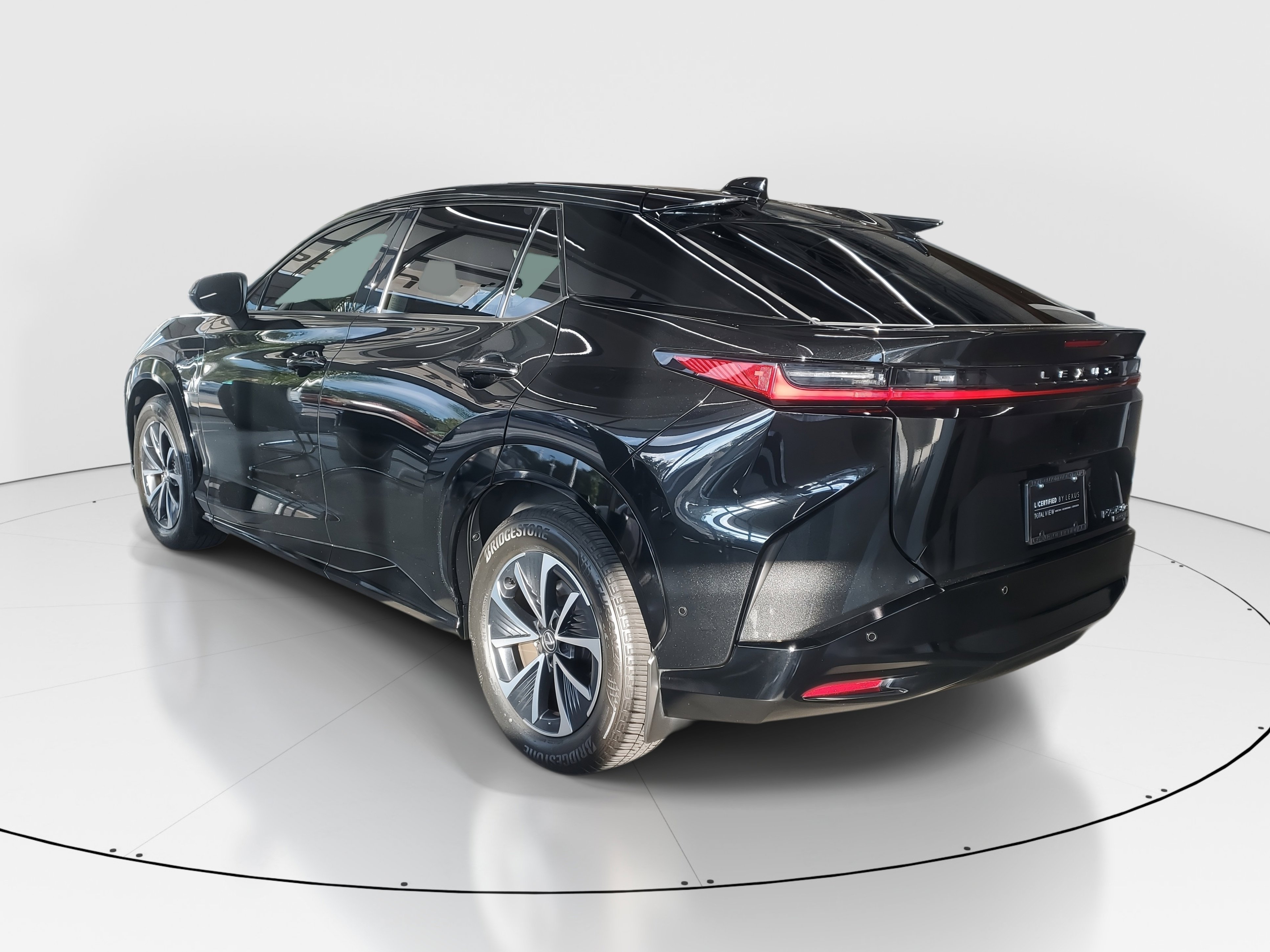 Used 2024 Lexus RZ 450e Premium image 5