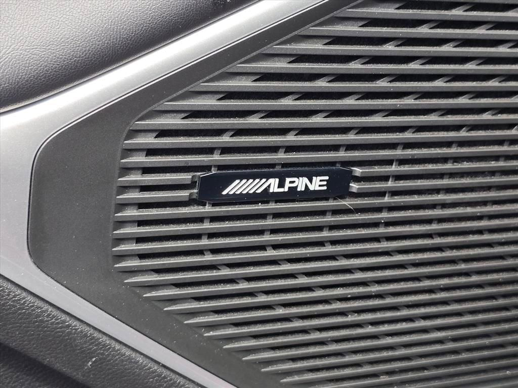 Used 2023 Jeep Wagoneer 4WD w/ Premium Group I image 17