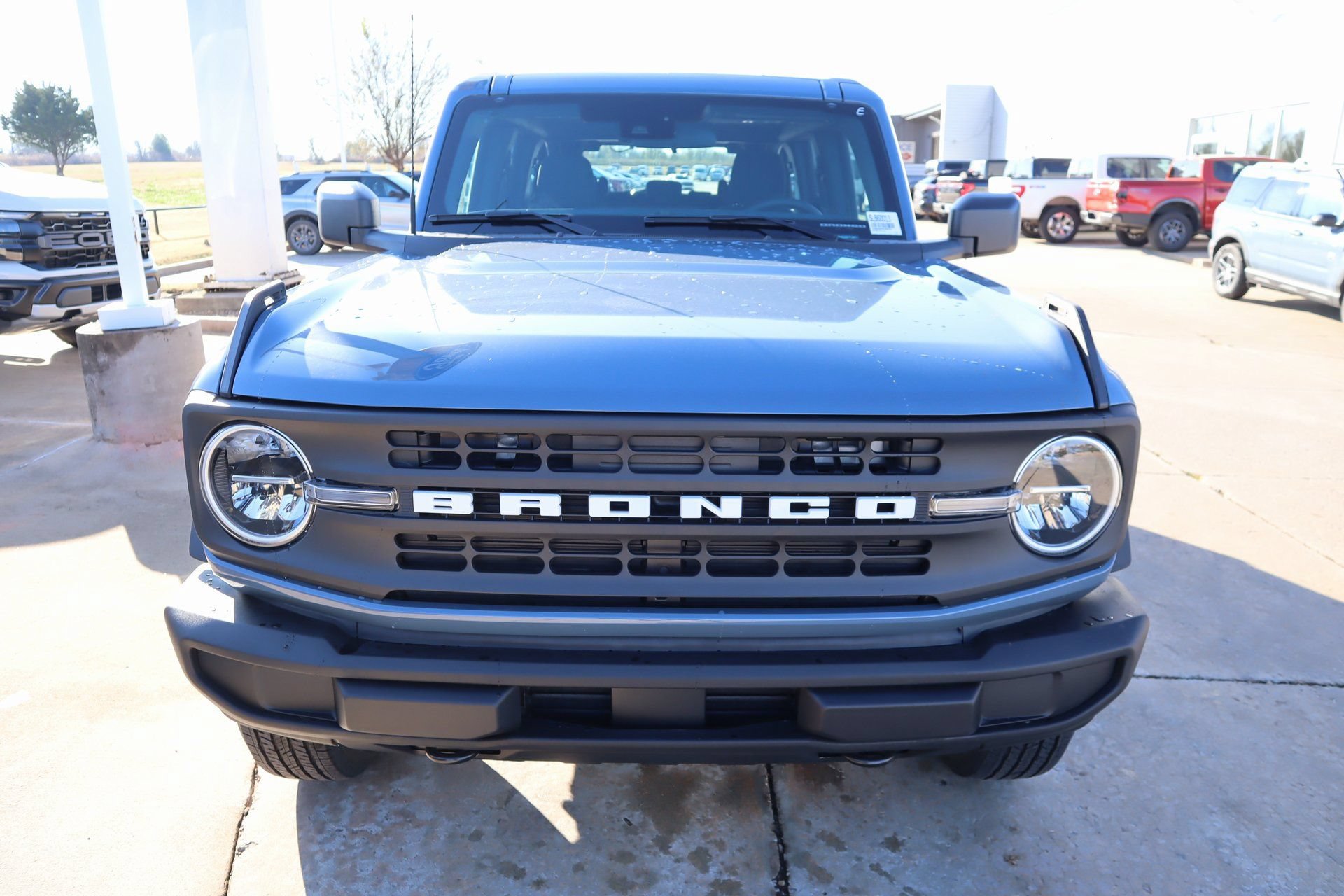 New 2025 Ford Bronco 4-Door AWD/4WD image 9