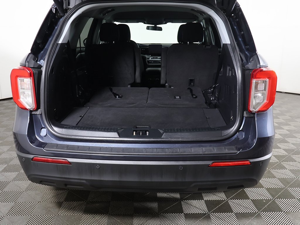 Used 2022 Ford Explorer XLT image 14
