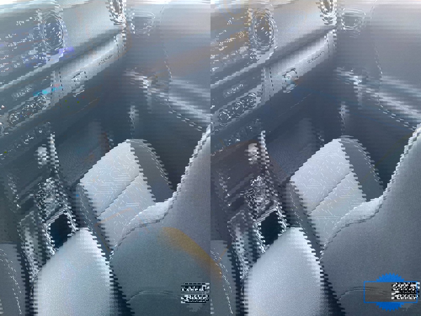 Used 2021 Toyota Tacoma TRD Off-Road w/ Technology Package image 17