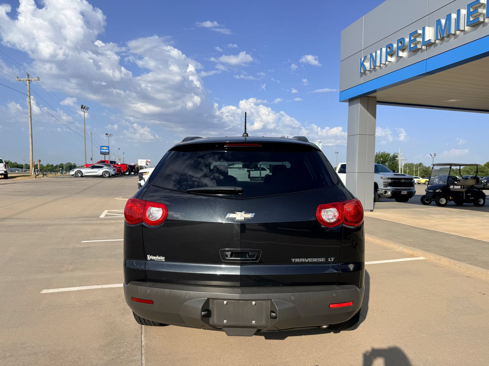 Used 2010 Chevrolet Traverse LT w/ Personal Connectivity Package FWD image 4