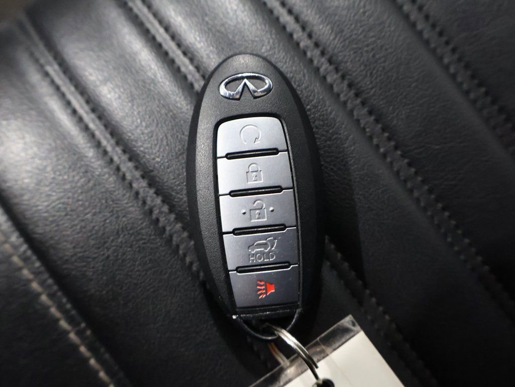 Used 2019 INFINITI QX80 Luxe w/ Proassist Package image 29