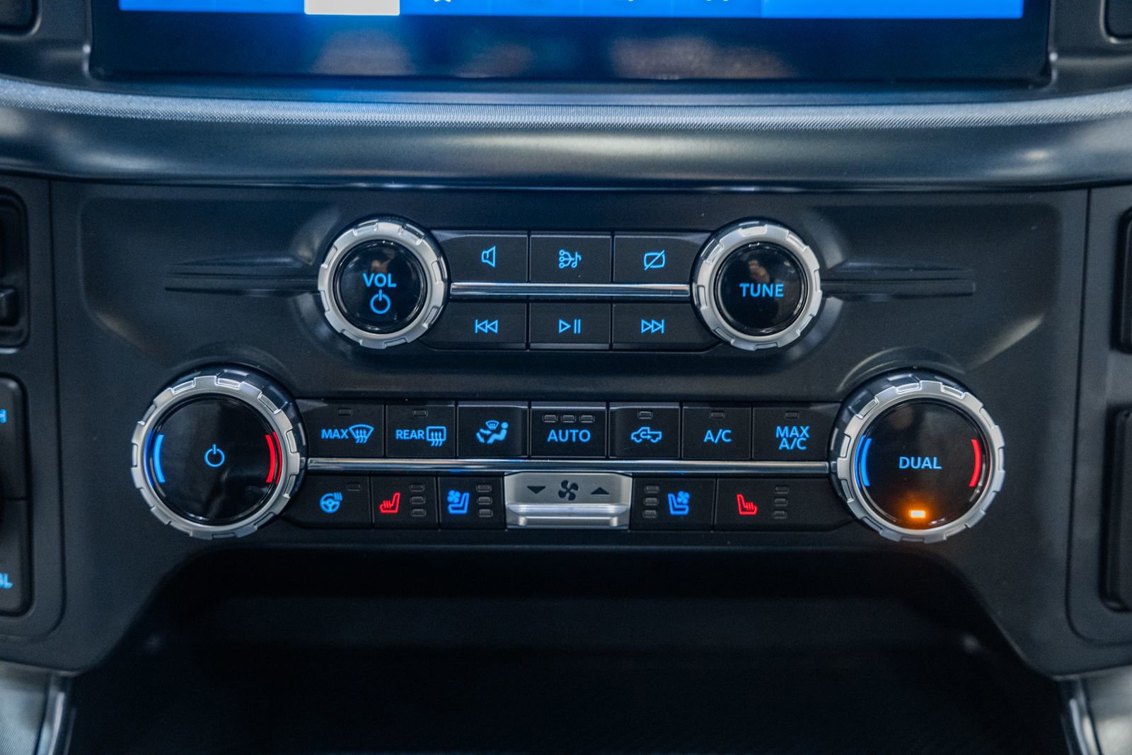 Certified 2023 Ford F150 Limited image 31