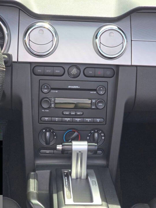 Used 2006 Ford Mustang GT Premium image 15