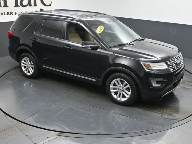 Used 2017 Ford Explorer XLT FWD image 37