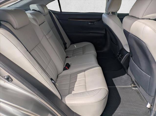 Used 2018 Lexus ES 350 w/ Luxury Package w/Wood Trim FWD image 21