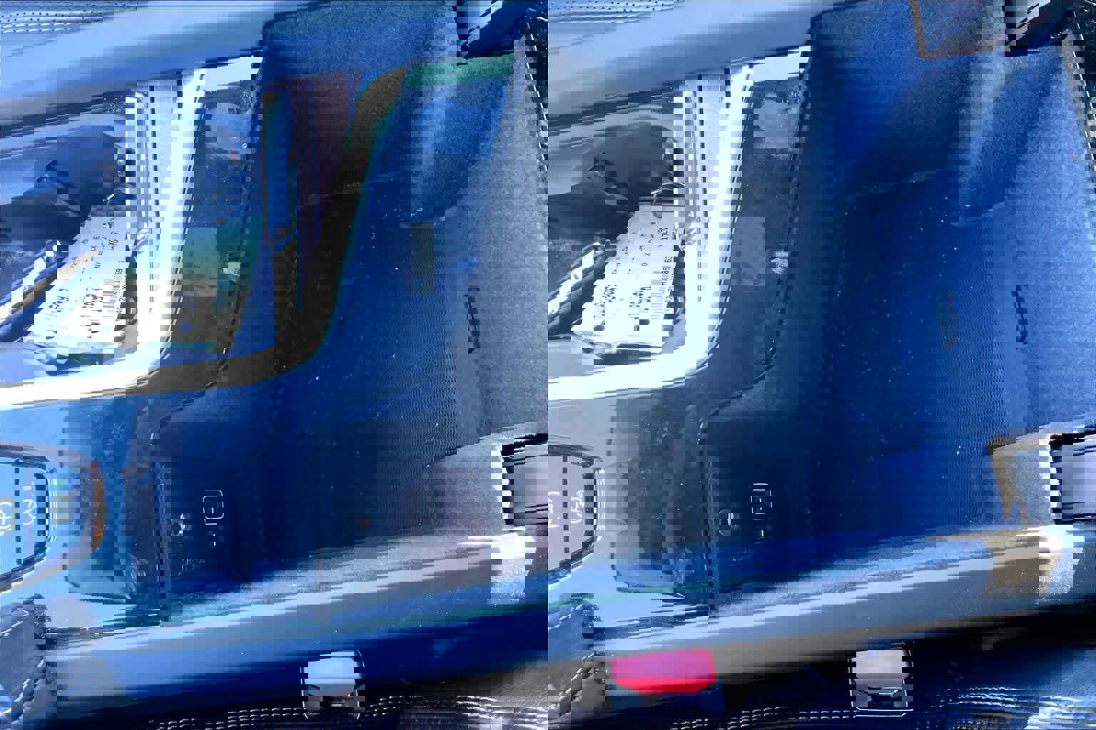 Used 2017 Volvo XC90 T6 Inscription w/ Vision Package image 33