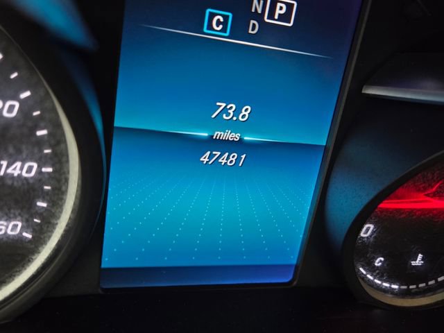 Used 2021 Mercedes-Benz GLC 300 4MATIC image 29