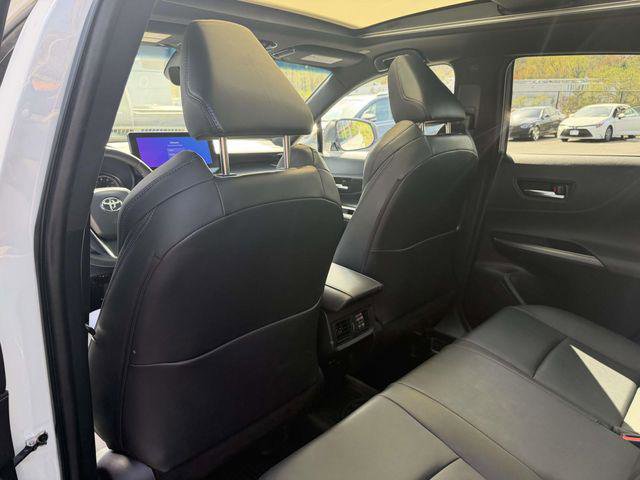 Certified 2023 Toyota Venza Nightshade AWD/4WD image 15