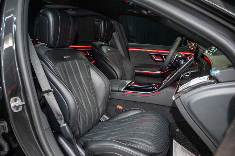 New 2026 Mercedes-Benz S 63 AMG S image 13