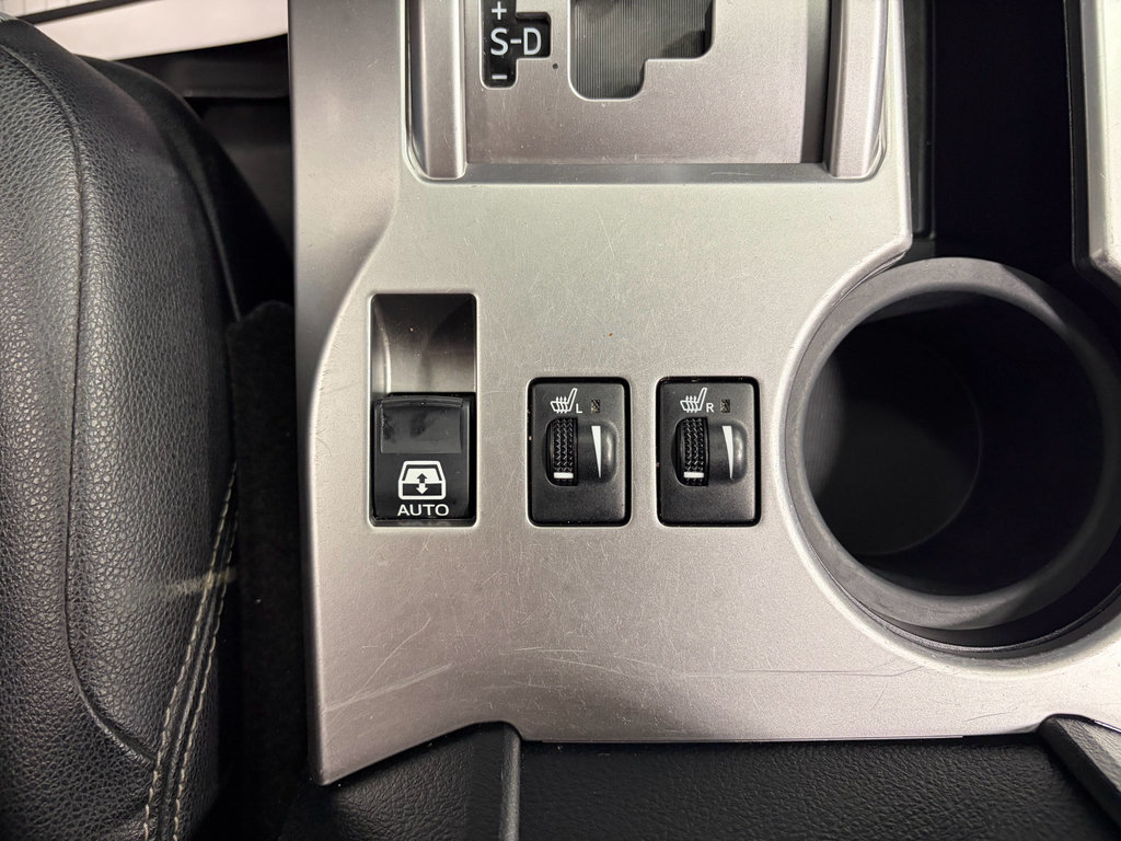 Used 2017 Toyota 4Runner SR5 AWD/4WD image 28