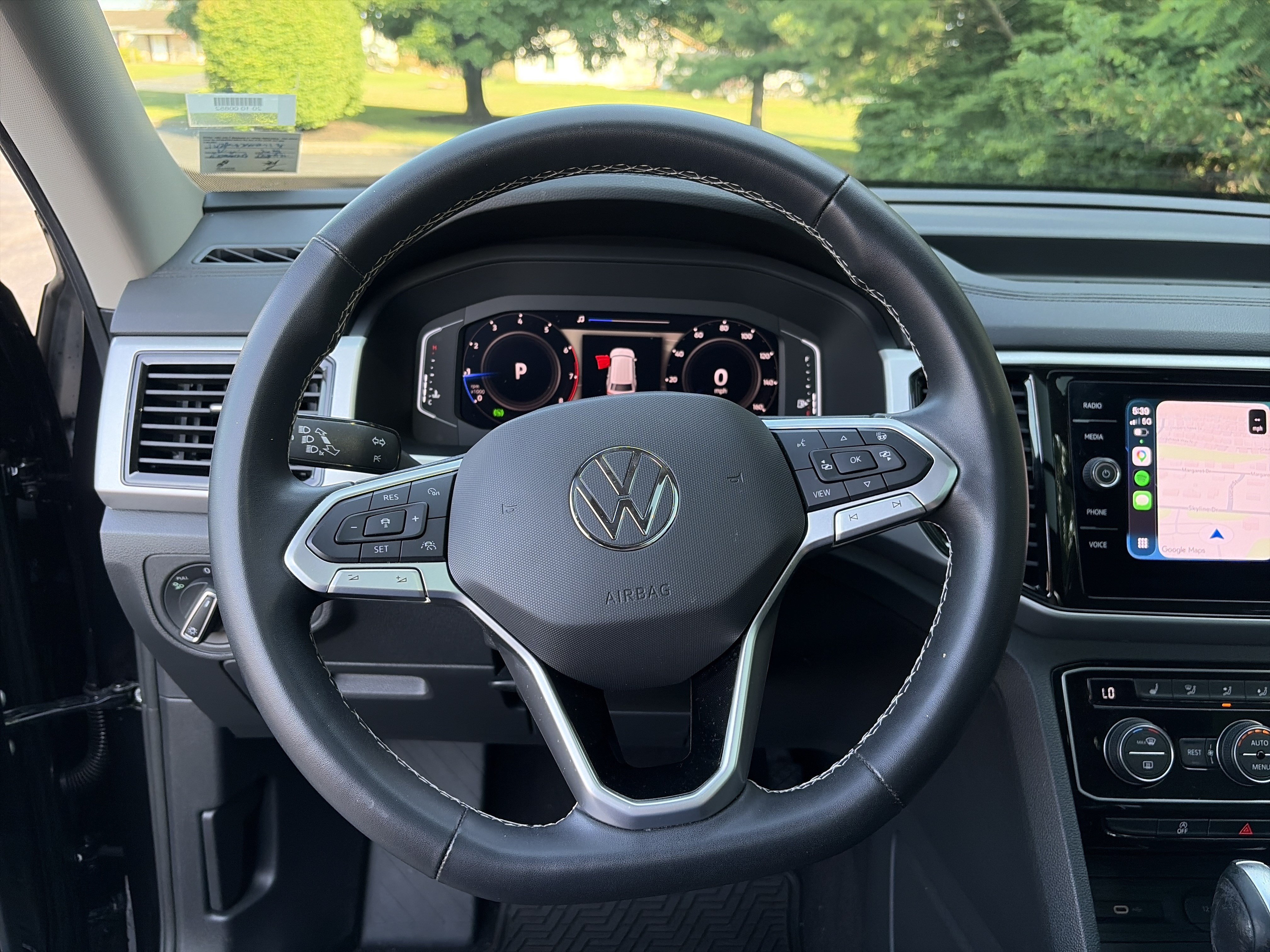 Used 2022 Volkswagen Atlas SEL AWD/4WD image 32